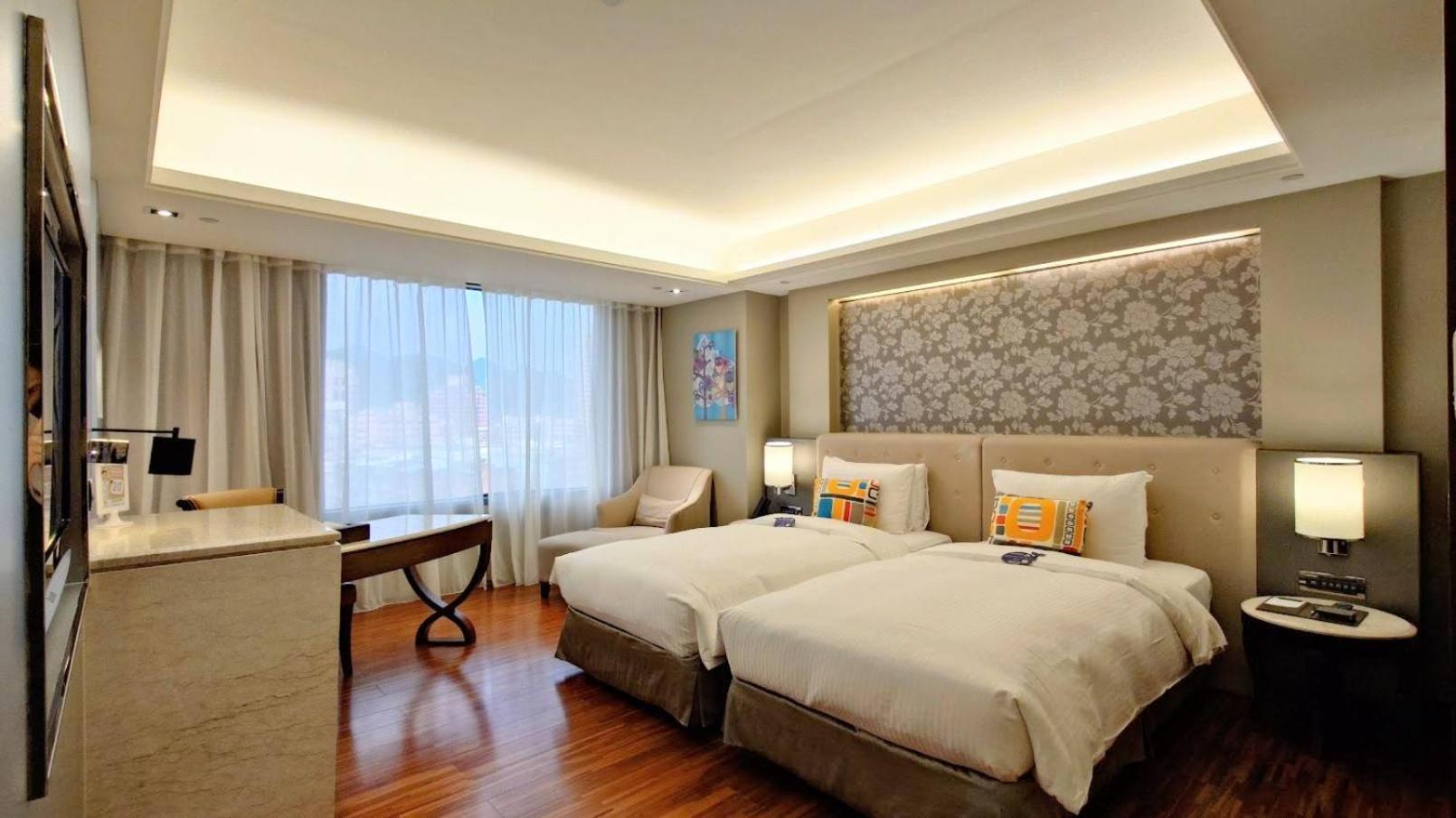 S Aura Hotel Taipei Eksteriør billede