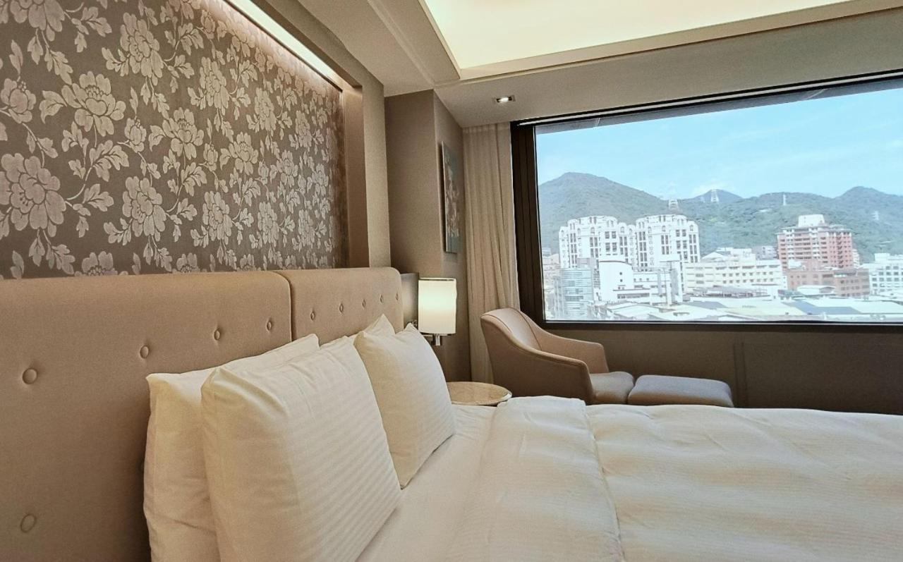S Aura Hotel Taipei Eksteriør billede