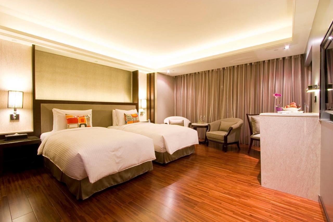 S Aura Hotel Taipei Eksteriør billede