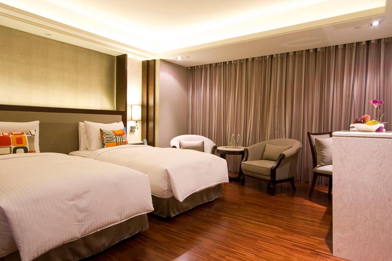 S Aura Hotel Taipei Eksteriør billede